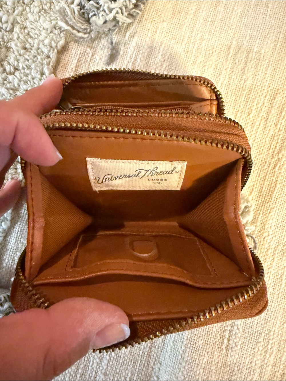 Universal Thread Tan Leather Zip Card Wallet
